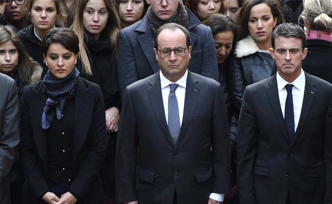 19 Nationalities Among Victims of Paris Terror Attack: Francois Hollande