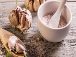 5 Effective Home Remedies to Get Rid of Dandruff 5 Effective Home Remedies to Get Rid of Dandruff