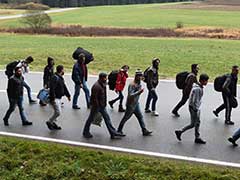 Refugee Influx May Cost Germany 14 Billion Euros in 2016: Experts
