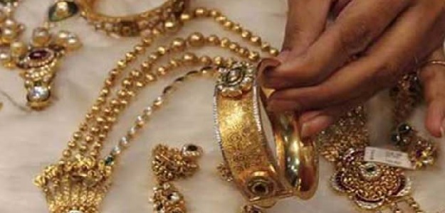 India's February Gold Imports Seen at Lowest Since 2013, High Prices Drag