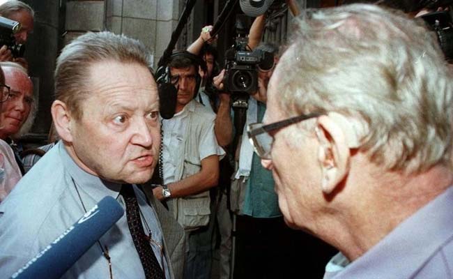 Guenther Schabowski, Man Who Accidentally Opened Berlin Wall, Dies at 86