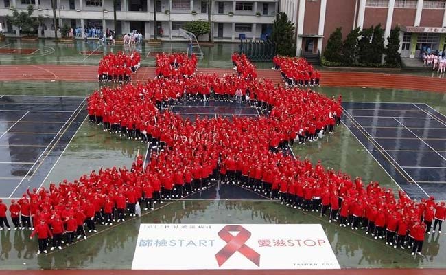 Over 21 Lakh Indians Living With HIV