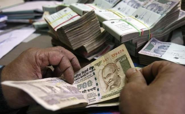 Armed, Masked Men Leave Kashmir Bank With Rs 11 lakhs In Old Notes