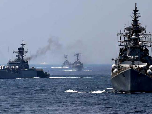 नेताओं की राष्ट्रीय सुरक्षा मुद्दों में नहीं होती है दिलचस्पी : एडमिरल प्रकाश