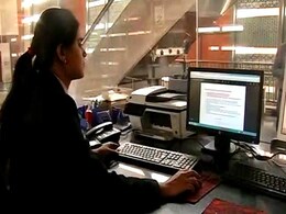 दिल्ली मेट्रो के दस स्टेशन एक जनवरी से होंगे ‘कैशलेस’ दिल्ली मेट्रो के दस स्टेशन एक जनवरी से होंगे ‘कैशलेस’