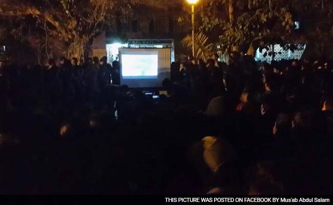 Defying Directive, Students Screen Beef Documentary at Delhi's JNU