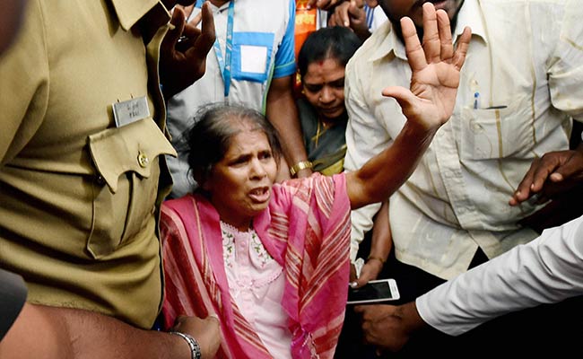Indian Woman Whose Arm Was Chopped Off in Saudi Arabia Returns Home