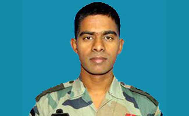 38-Year-Old Colonel Dies in Encounter With Terrorists in Kashmir