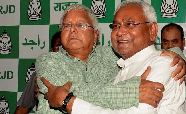 Bihar Polls: Shivraj Singh, Digvijaya Singh Congratulate Nitish Kumar