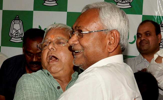 Nitish Kumar, Lalu Prasad Speak of Strong Alternative to BJP