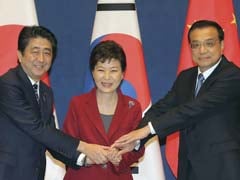 Chinese Premier Li Keqiang Calls for Boosting China-Japan Ties