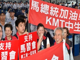 Historic Ma-Xi Summit Heavy on Rhetoric but Schism Remains Historic Ma-Xi Summit Heavy on Rhetoric but Schism Remains