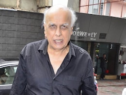 Mahesh Bhatt Describes Returning of Awards as a 'Brave Act' Mahesh Bhatt Describes Returning of Awards as a 'Brave Act'