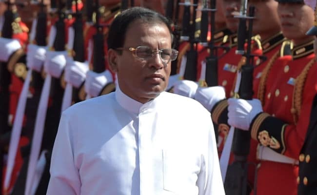 Sri Lanka President Pledges Land For 100,000 War Victims