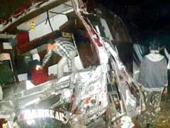 Pune-Satara Highway Accident: Locals Form Rescue Team, Rush Victims to Hospital