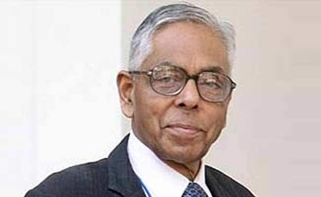 Slipper Thrown at Former National Security Adviser MK Narayanan in Chennai