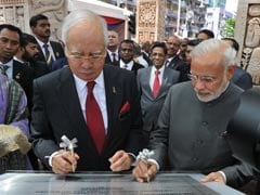 PM Modi, Malaysian PM Najib Razak Inaugurate 'Torana Gate' in Malaysia