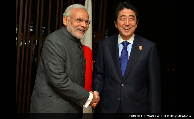 PM Modi, Japan's Shinzo Abe Meet During ASEAN-India Summit