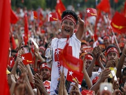 Thousands of Myanmar's Suu Kyi Supporters Stage Huge Pre-election Rally Thousands of Myanmar's Suu Kyi Supporters Stage Huge Pre-election Rally