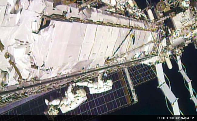 2 NASA Astronauts Wrap Up Second Spacewalk