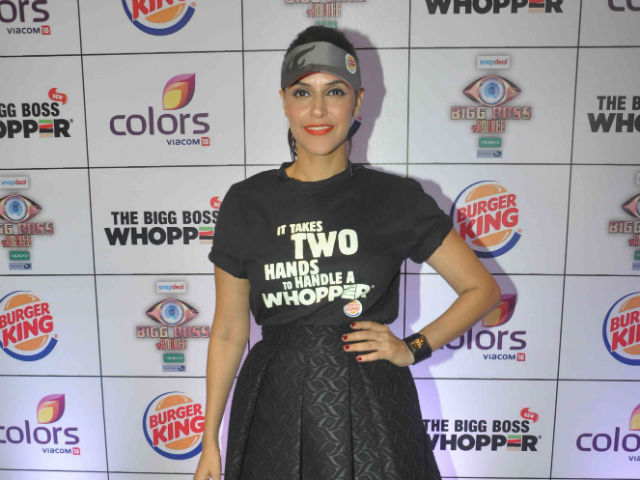 Neha Dhupia Won't go on <I>Bigg Boss</i>, Doesn't Like Being Constantly Filmed