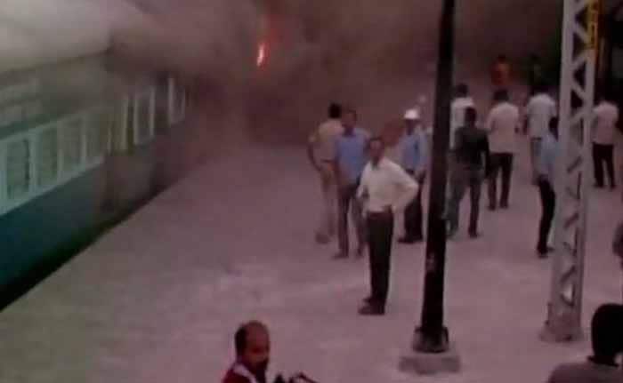पुरी ट्रेन आग मामले में पुलिस को आतंकी संगठन का हाथ होने की आशंका