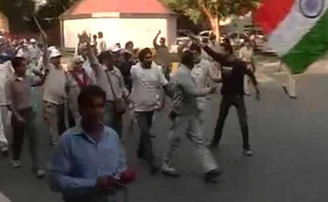 Ex-Servicemen Take Out March Against One Rank One Pension Notification