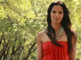 Padma Lakshmi Explains Why the West Thinks of India as 'Complicated' Padma Lakshmi Explains Why the West Thinks of India as 'Complicated'