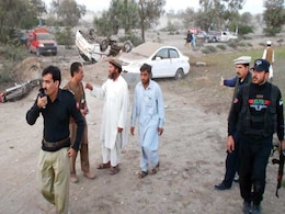2 Killed in Bomb Attack on Pakistan Cabinet Minister's Convoy 2 Killed in Bomb Attack on Pakistan Cabinet Minister's Convoy