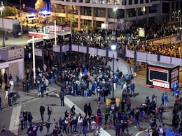 Paris Attacks: 140 Killed in Multiple Strikes, France Declares Emergency Paris Attacks: 140 Killed in Multiple Strikes, France Declares Emergency