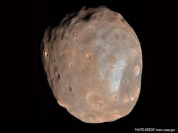 NASA Orbiter Avoids Collision With Mars Moon Phobos NASA Orbiter Avoids Collision With Mars Moon Phobos