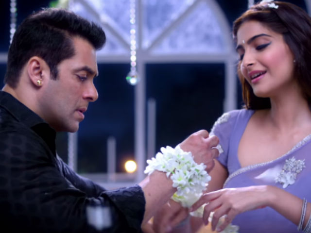 Salman Khan's <I>Prem Ratan</i> 100 Crore Box Office <I>Dhan Payo</i>
