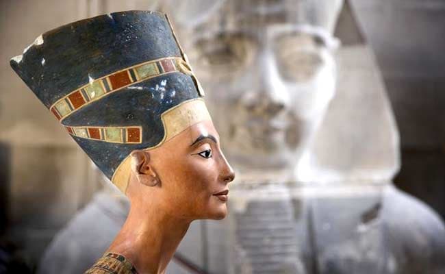 The Find: Where was the bust of Nefertiti found?