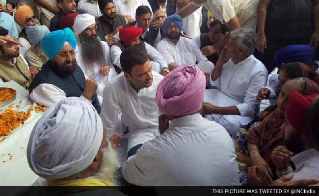 Rahul Gandhi Meets Families of Men Killed in Punjab Firing