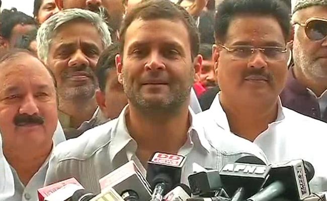 Rahul Gandhi Meets Top Bihar Leaders Ahead of Meeting With Legislators