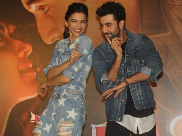 How Romantic is Ranbir Kapoor? 'After Ghalib, It's Me,' He Says