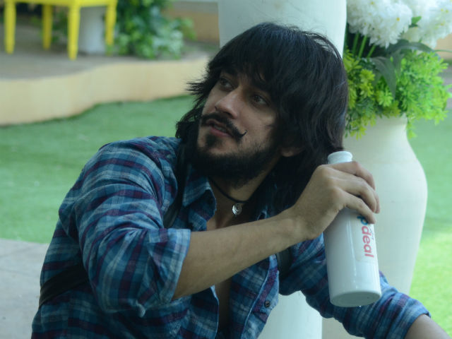 <I>Bigg Boss</i> Day 22: Rishabh Sinha, Drama King