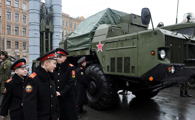 Iran Says Russia Has Started Procedure of Supplying S-300 Rocket System