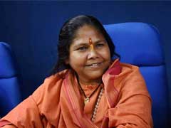 ओडिशा : केंद्रीय मंत्री संतोष गंगवार, साध्वी निरंजन ज्योति के काफिले पर पथराव, बीजेडी पर है आरोप