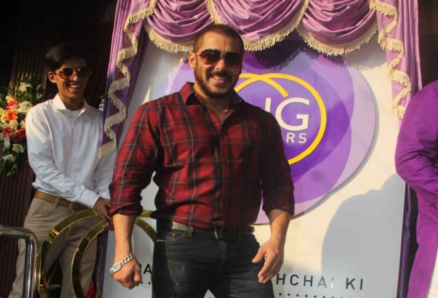 Salman Khan Has Just '10 Days to Get Back Into Shape' For <i>Sultan</i> Salman Khan Has Just '10 Days to Get Back Into Shape' For <i>Sultan</i>