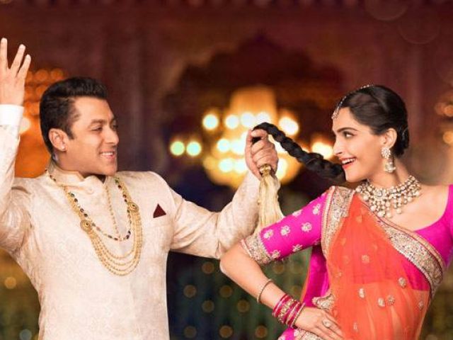 Salman Khan's <i>Prem Ratan Dhan Payo</i> Makes a 200 Cr Hat-Trick