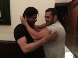 Salman Khan on 'Shah Rukh Pakistani Agent' Comments: We Are All Indians Salman Khan on 'Shah Rukh Pakistani Agent' Comments: We Are All Indians