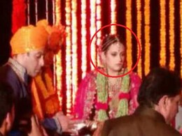 अपने परिवार की खातिर पुलकित सम्राट ने छोड़ा सलमान की 'बहन' का साथ? अपने परिवार की खातिर पुलकित सम्राट ने छोड़ा सलमान की 'बहन' का साथ?