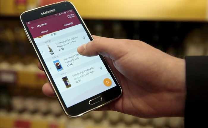Retailers Give Shoppers New Reasons to Use Mobile Phones in Stores