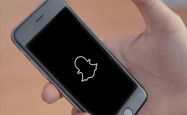Snapchat's New Terms of Service Freaked People Out Because No One Reads Them