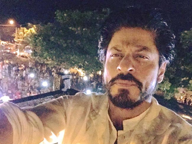 बर्थडे पर शाहरुख खान : जब मैं 50 साल का हो रहा हूं, तब मैं फिर से 25 का हो रहा हूं