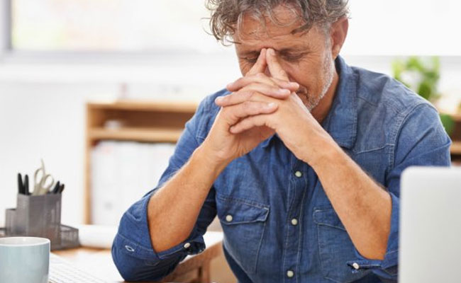 High Job Demands, Stress Behind 'Presenteeism'