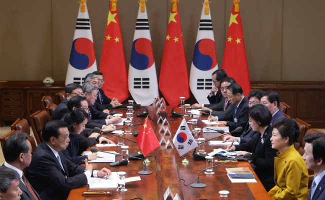 South Korea, Japan Hold Long-Awaited Summit