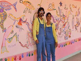 कला को आम लोगों तक पहुंचाने की नायाब कोशिश ये भी कला को आम लोगों तक पहुंचाने की नायाब कोशिश ये भी