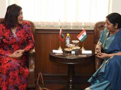 Sushma Swaraj Meets Her Maldivian Counterpart Dunya Maumoon